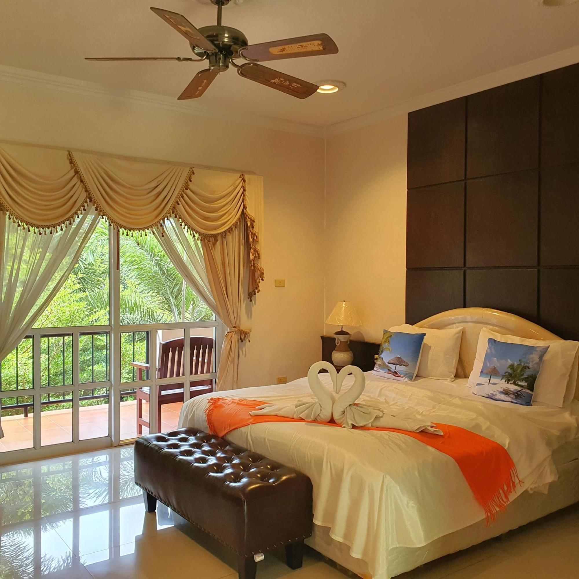 Serene Sands Bang Lamung Exterior foto
