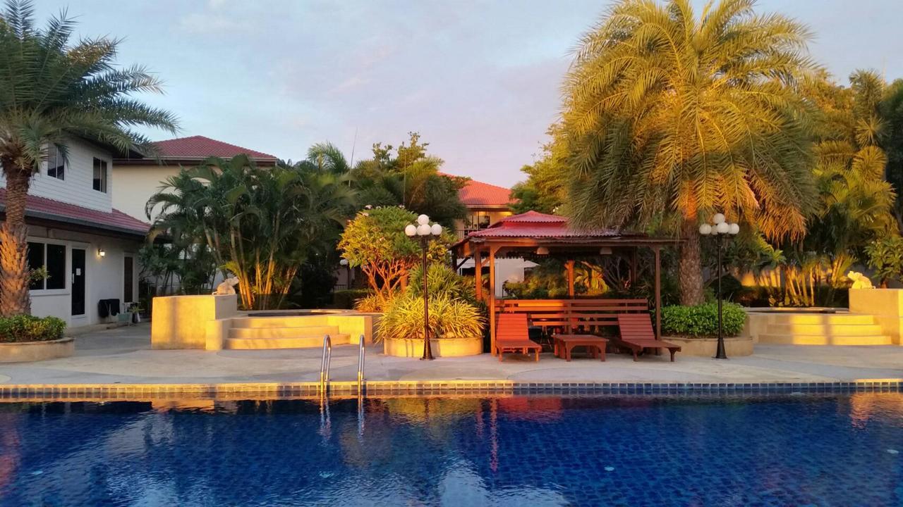 Serene Sands Bang Lamung Exterior foto